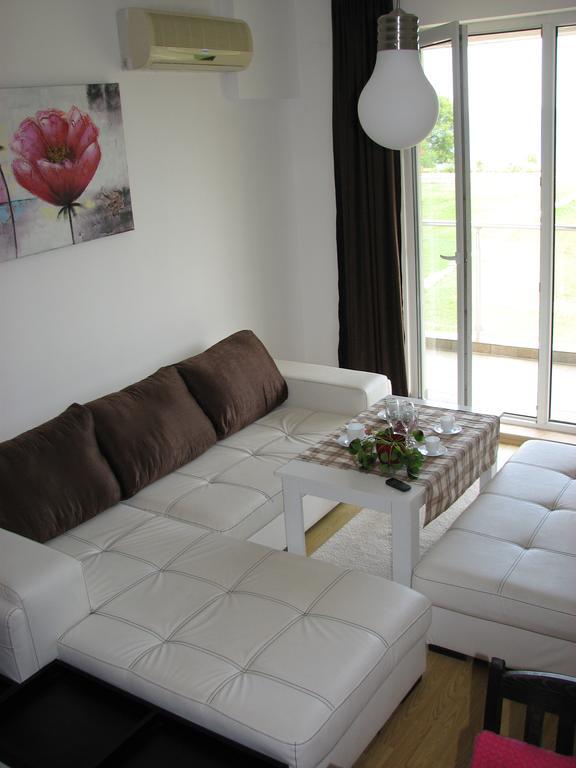 Two-Bedroom Apartment Donika Tsarevo Buitenkant foto