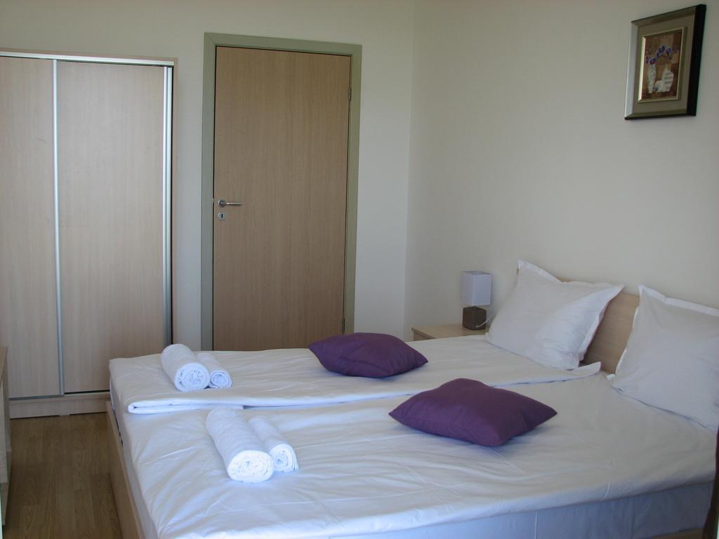 Two-Bedroom Apartment Donika Tsarevo Buitenkant foto